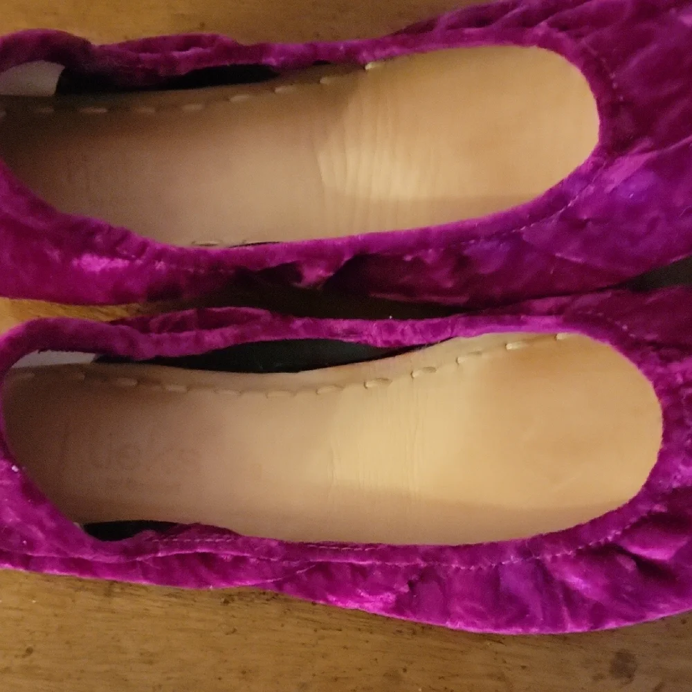 Tieks Tyrian Velvet Flats 8 - Picture 4 of 6